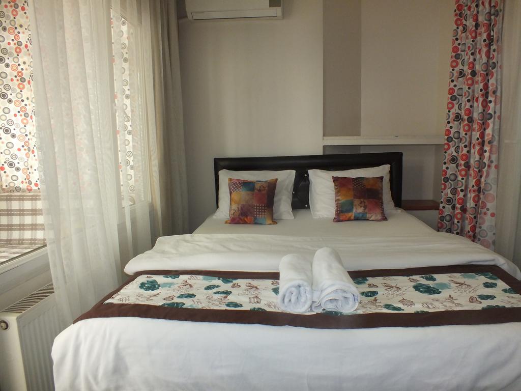 Taksim 9 Suites Apartments Provincia di Provincia di Istanbul Esterno foto